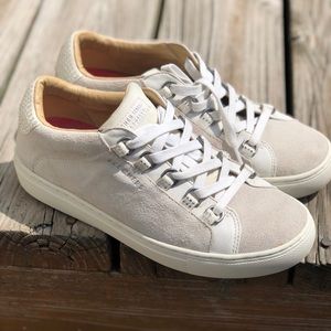 Sketchers Street Los Angeles Rhinestone Sneakers white with rhinestones size 8